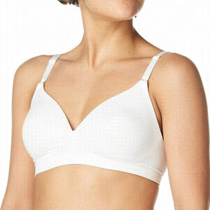 ⭐️nwt Warners Blissful Benefits Ultrasoft Wirefree Contour Bra⭐️